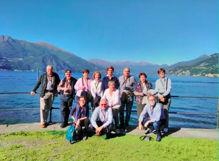 Deborah Ballarini con Clientes en Como. 